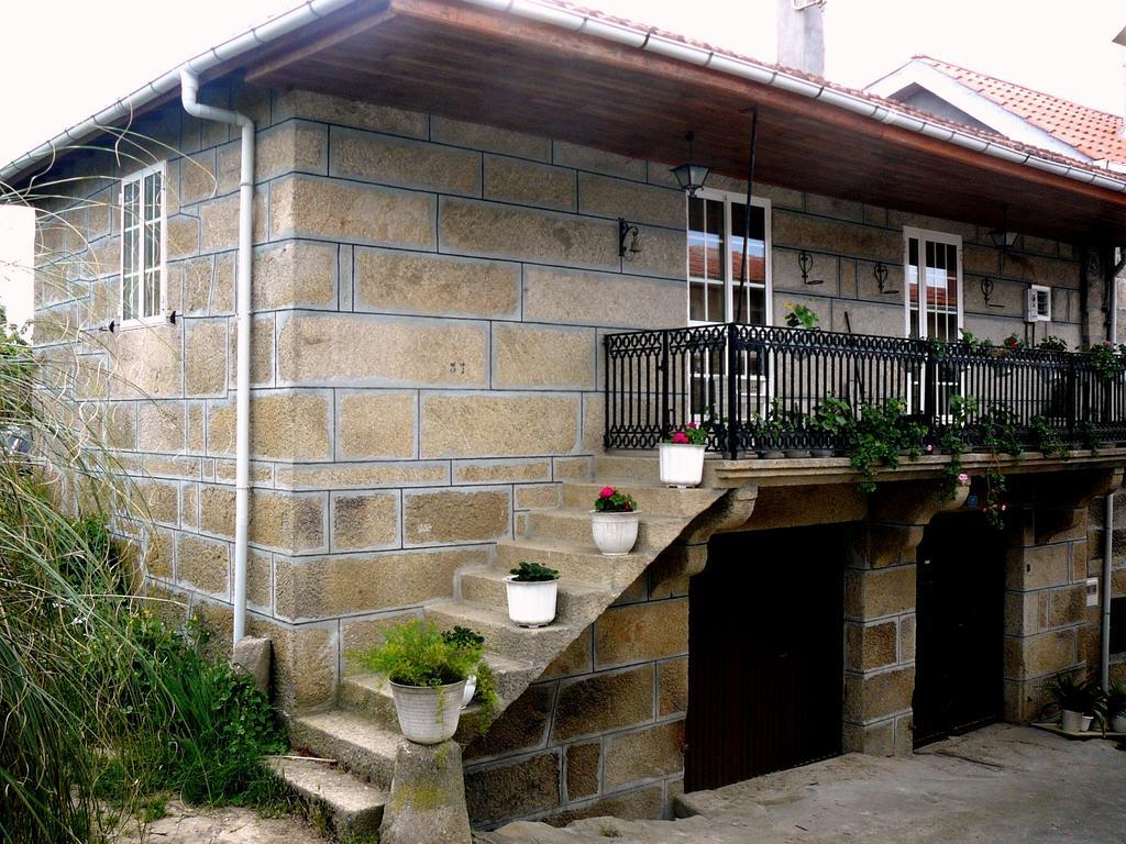 Apartamentos Turisticos Casa Dos Pulidos Olas de Villarino Bagian luar foto